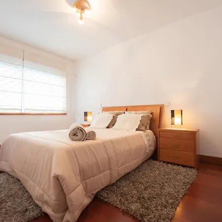 Apartman Em Com Piscina