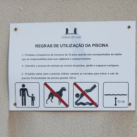 Em Com Piscina Apartman