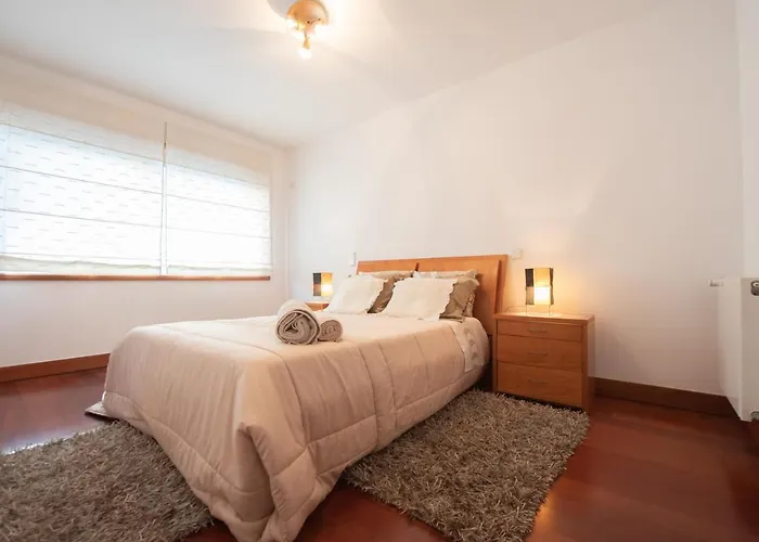 Apartment Em Com Piscina