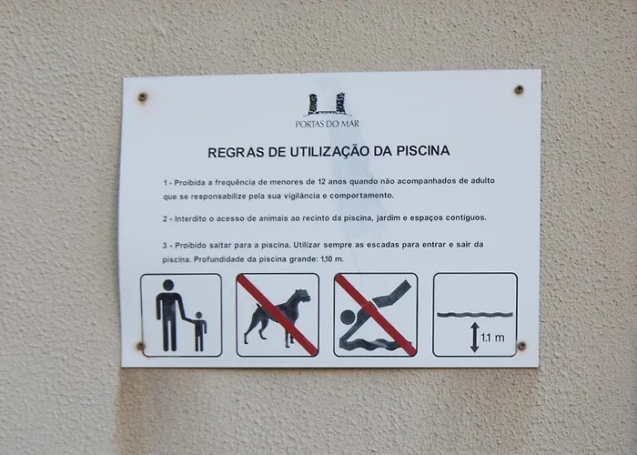 Em Com Piscina Apartment